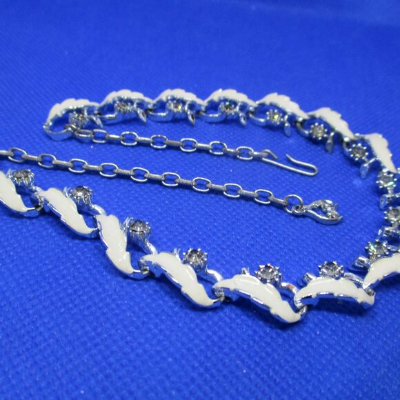 PARK LANE RHINESTONE Necklace Bracelet Set Creamy White Enamel Leaves Silvertone - Picture 14 of 15